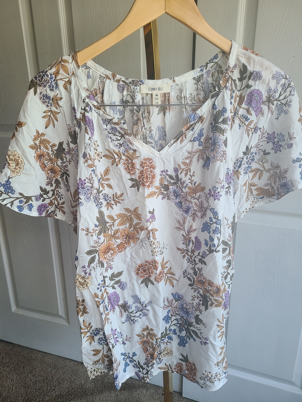 Floral V-Neck Short Sleeve Blouse in White with Lavender & Tan Print